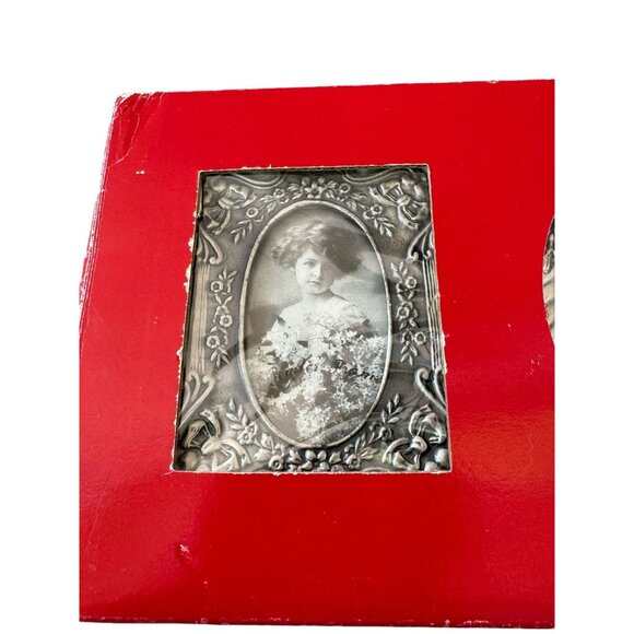 Vintage Pewter Ornate Silver Picture Frame Set With Oval Windows - Picture 6 of 10